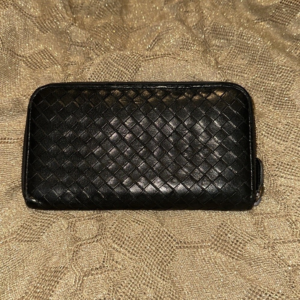 Bottega Veneta Black Woven Wallet EUC